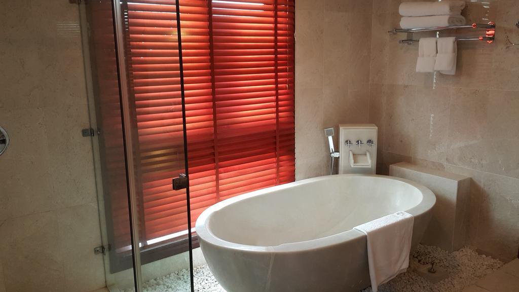Champa Villa With Private Pool At Furramar Danang Экстерьер фото