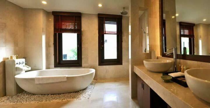 Champa Villa With Private Pool At Furramar Danang Экстерьер фото